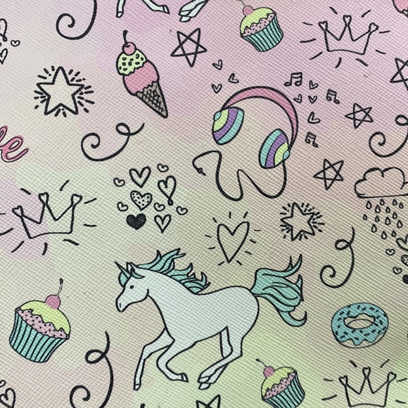 ✨Host Pick✨Under One Sky Unicorn Weekender Duffel Bag Gold Accents, Pink… - Picture 2 of 12